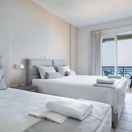 Sunset Triple 1 Лефкада