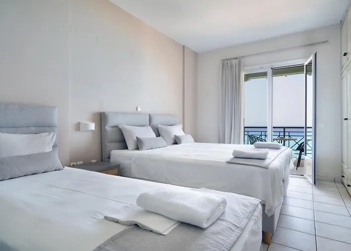 Sunset Triple 1 Lefkáda